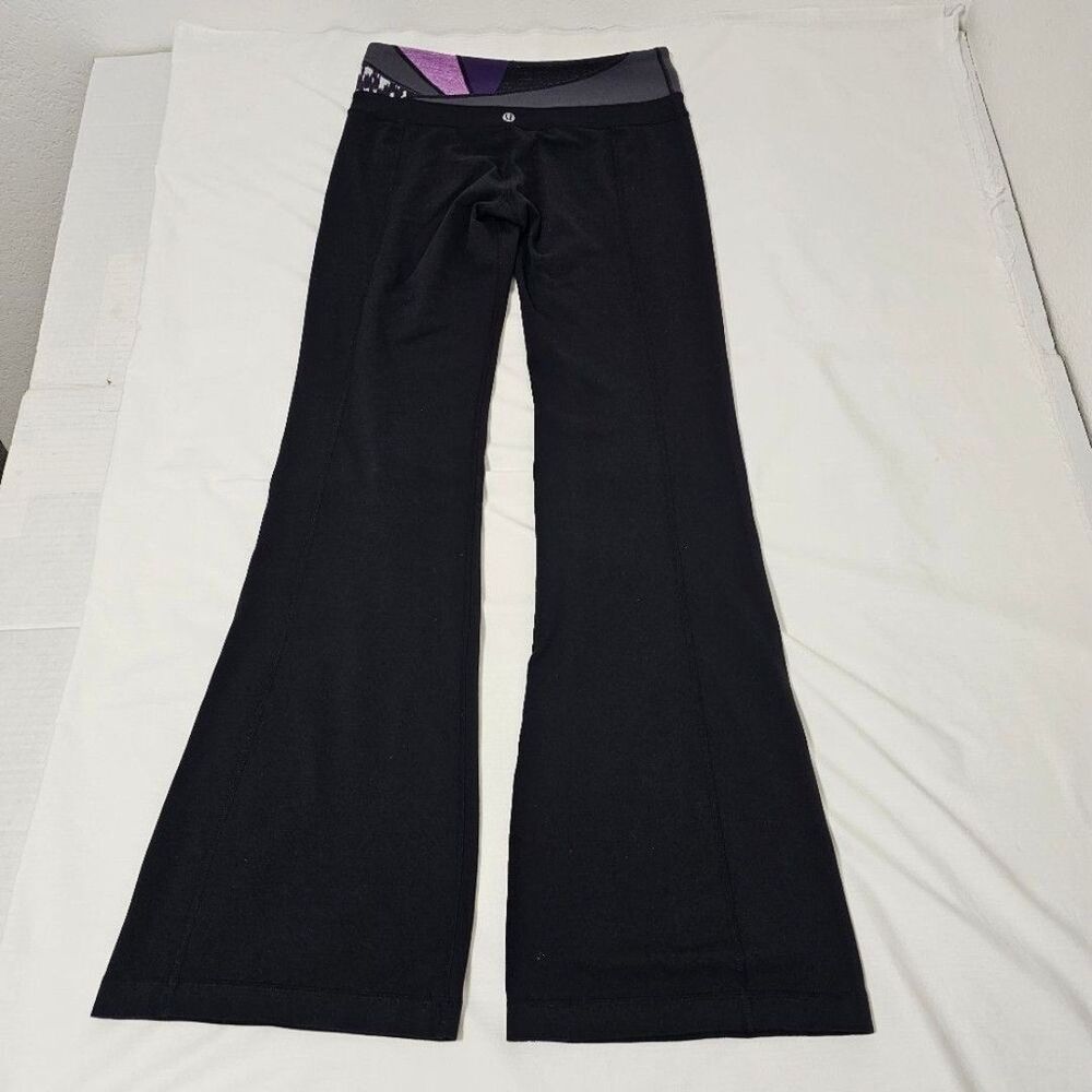 Lululemon Athletica Reversible Groove Flare Leggings Women's Black Size 6 - Picture 3 of 8